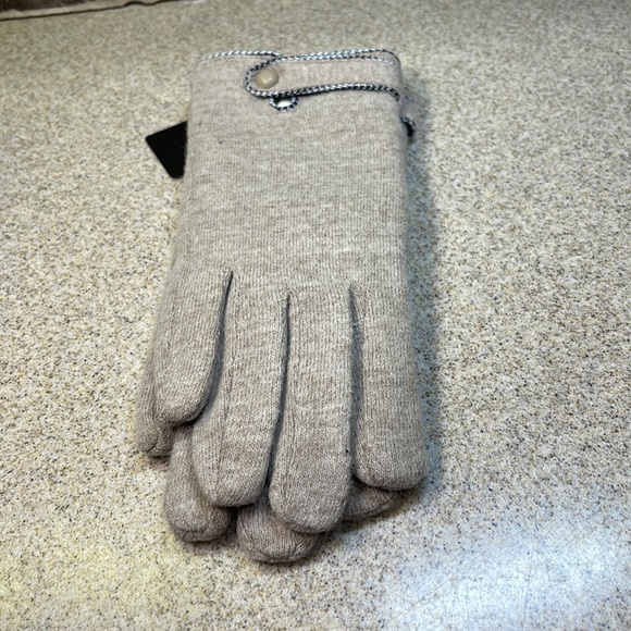 HOUNDSTOOTH GLOVES 🧤 BEIGE BLACK / WHITE LOVE ❤️ THE LITTLE TOUCH HOUNDSTOOTH. - Picture 3 of 9